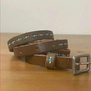 Thin 100% leather belt  w white stitching and blue beads